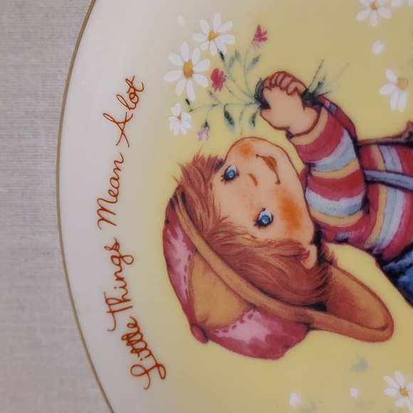Vintage 1982 Avon Mother's Day Plate - Picture 3 of 6